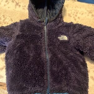 Boys 2T north face jacket reversible puffer w| hood